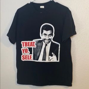 Parks and Recreation Graphic Tee Black Red Size M